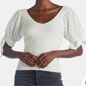 En Saison Puff Sleeve Ribbed Top